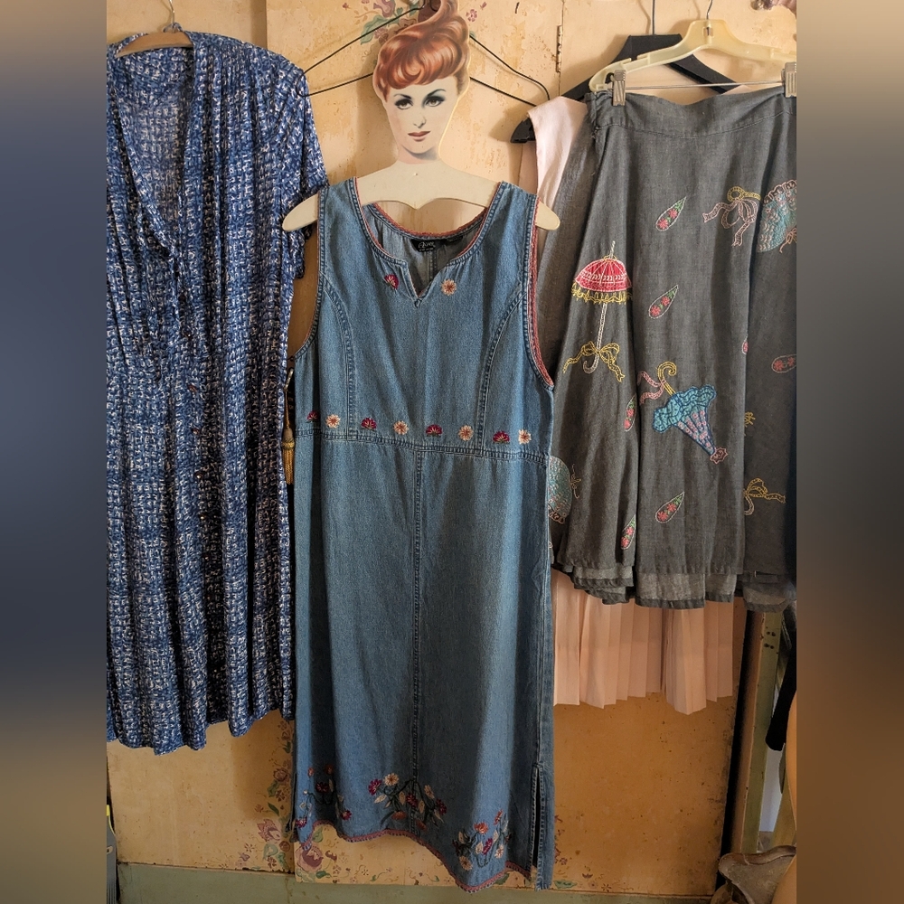 Vintage 70s Agapo Floral Embroidered Denim Dress